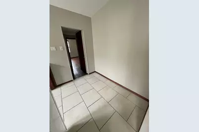 7845 79th Place, Glendale, NY 11385 - Photo 31