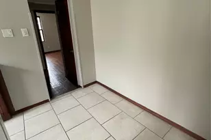 78-45 79th Pl, Glendale, NY 11385 - Photo 31