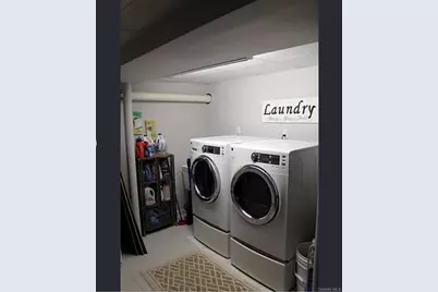 7845 79th Place, Glendale, NY 11385 - Photo 13