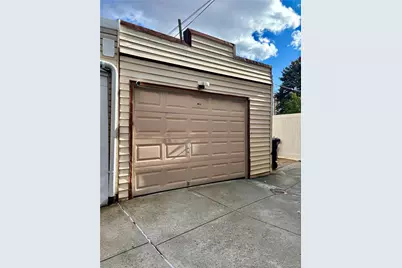 7845 79th Place, Glendale, NY 11385 - Photo 3