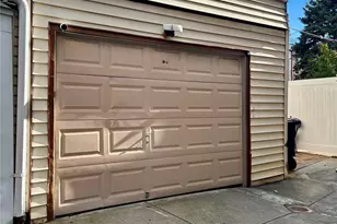 78-45 79th Pl, Glendale, NY 11385 - Photo 3