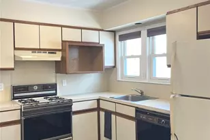 307 Magnolia Blvd, Long Beach, NY 11561 - Photo 9