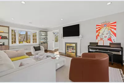 112 Clarence Road, Scarsdale, NY 10583 - Photo 3