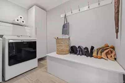 112 Clarence Road, Scarsdale, NY 10583 - Photo 13