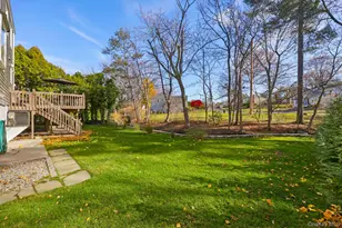 112 Clarence Rd, Scarsdale, NY 10583 - Photo 3