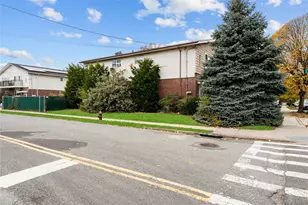 79-20 149th Ave, Ridgewood, NY 11414 - Photo 13