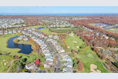 38 Hamlet Drive, Mount Sinai, NY 11766 - Photo 41