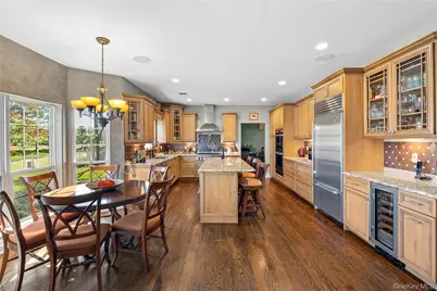 38 Hamlet Drive, Mount Sinai, NY 11766 - Photo 7