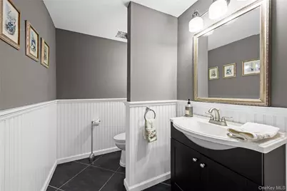 38 Hamlet Drive, Mount Sinai, NY 11766 - Photo 33