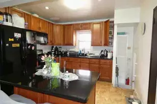 9446 226th St, Floral Park, NY 11001 - Photo 13