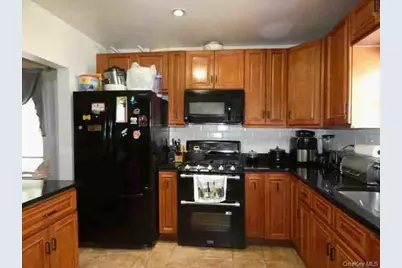 94-46 226th Street, Floral Park, NY 11001 - Photo 11