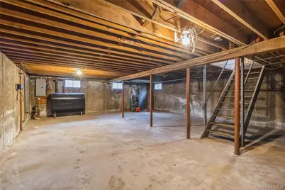 15 Mobrey Lane, Smithtown, NY 11787 - Photo 19