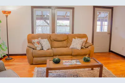 10037 9W Route, Athens, NY 12015 - Photo 13