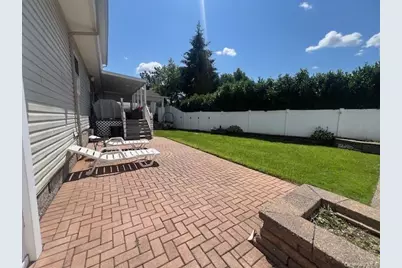 2548 Columbus Avenue, North Bellmore, NY 11710 - Photo 39