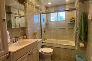 2548 Columbus Ave, North Bellmore, NY 11710 - Photo 31