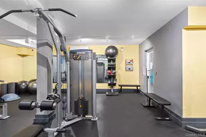 73-12 35th Avenue #D44, Jackson Heights, NY 11372 - Photo 13