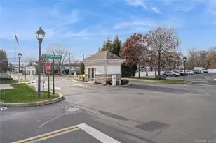 357 Spring Dr, East Meadow, NY 11554 - Photo 31