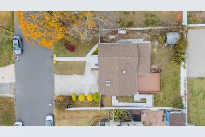 1568 7th Street, West Babylon, NY 11704 - Photo 37