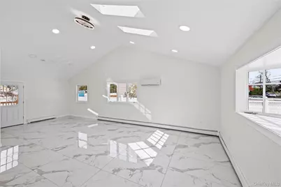 1568 7th Street, West Babylon, NY 11704 - Photo 3