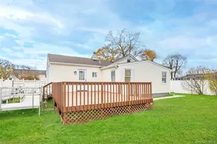 1568 7th St, West Babylon, NY 11704 - Photo 25