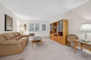 6 Anchorage Ln, Oyster Bay, NY 11771 - Photo 3