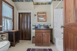 46-11 245th St, Douglaston, NY 11362 - Photo 17