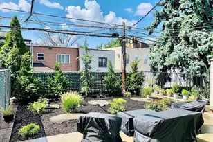 25-54 37th St, Astoria, NY 11103 - Photo 35