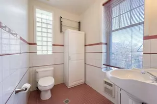 25-54 37th St, Astoria, NY 11103 - Photo 33