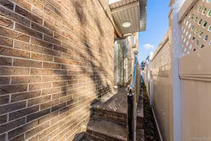 245-63 61st Ave, Little Neck, NY 11362 - Photo 33