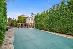 65 Reyam Rd, Lynbrook, NY 11563 - Photo 23