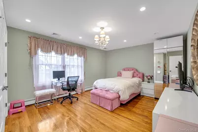 65 Reyam Road, Lynbrook, NY 11563 - Photo 15