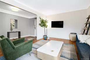 99-45 67th Rd, Forest Hills, NY 11375 - Photo 11