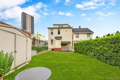 14 Bartels Place, New Rochelle, NY 10801 - Photo 21