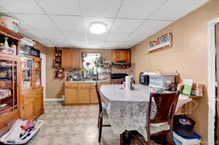 14 Bartels Pl, New Rochelle, NY 10801 - Photo 15