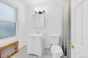 14 Bartels Pl, New Rochelle, NY 10801 - Photo 11