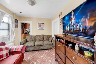 14 Bartels Pl, New Rochelle, NY 10801 - Photo 13