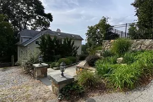 49 Croton Point Ave, Croton on Hudson, NY 10520 - Photo 11