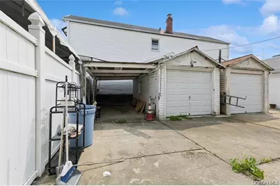 8747 139th Street, Jamaica, NY 11435 - Photo 3