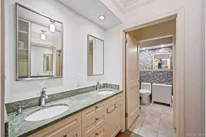 460 E 79th Street #11DE, New York, NY 10075 - Photo 29