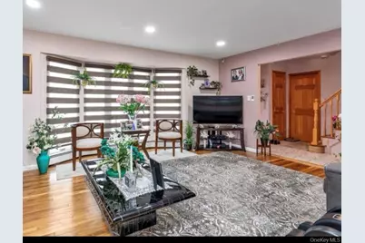 3711 Berne Road, Wantagh, NY 11793 - Photo 3