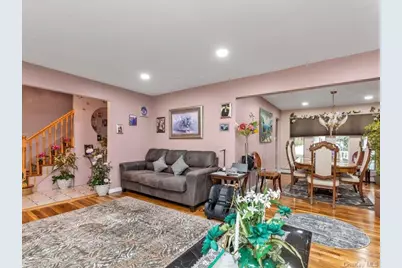 3711 Berne Road, Wantagh, NY 11793 - Photo 5