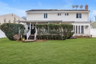 3711 Berne Rd, Wantagh, NY 11793 - Photo 25
