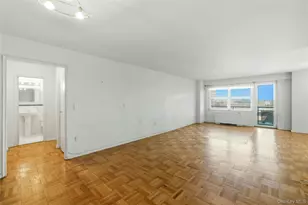 70-20 108th St, Forest Hills, NY 11375 - Photo 9