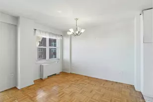 70-20 108th St, Forest Hills, NY 11375 - Photo 15