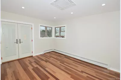 86-16 262nd Street, Floral Park, NY 11001 - Photo 13