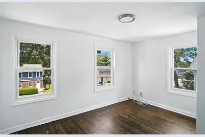 71 Commonwealth Avenue, Middletown, NY 10940 - Photo 19