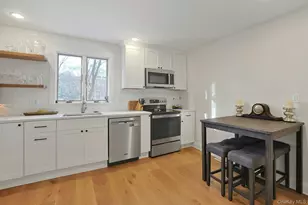 32 School St, Armonk, NY 10504 - Photo 7