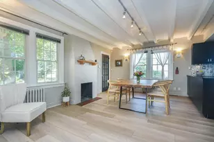 20 Oldwood Rd, Port Washington, NY 11050 - Photo 7