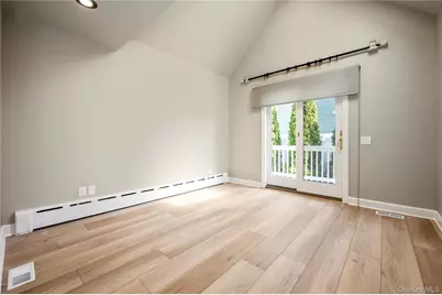 20 Oldwood Road #1st Floor, Port Washington, NY 11050 - Photo 9