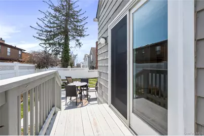 20 Oldwood Road #1st Floor, Port Washington, NY 11050 - Photo 17